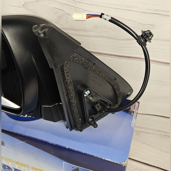 Kool Vue Driver Side Power Mirror for 2010-2013 Toyota Highlander - Picture 3 of 5